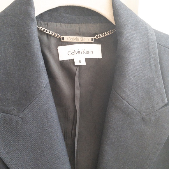 Calvin Klein Navy 3 Button Blazer Size 6 - Picture 5 of 12